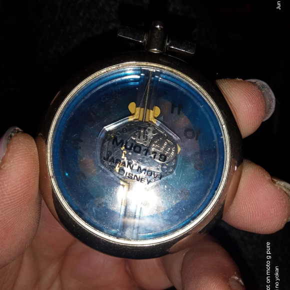 Disney Winnie Pooh Pocket Watch! Clip On! - Picture 5 of 5